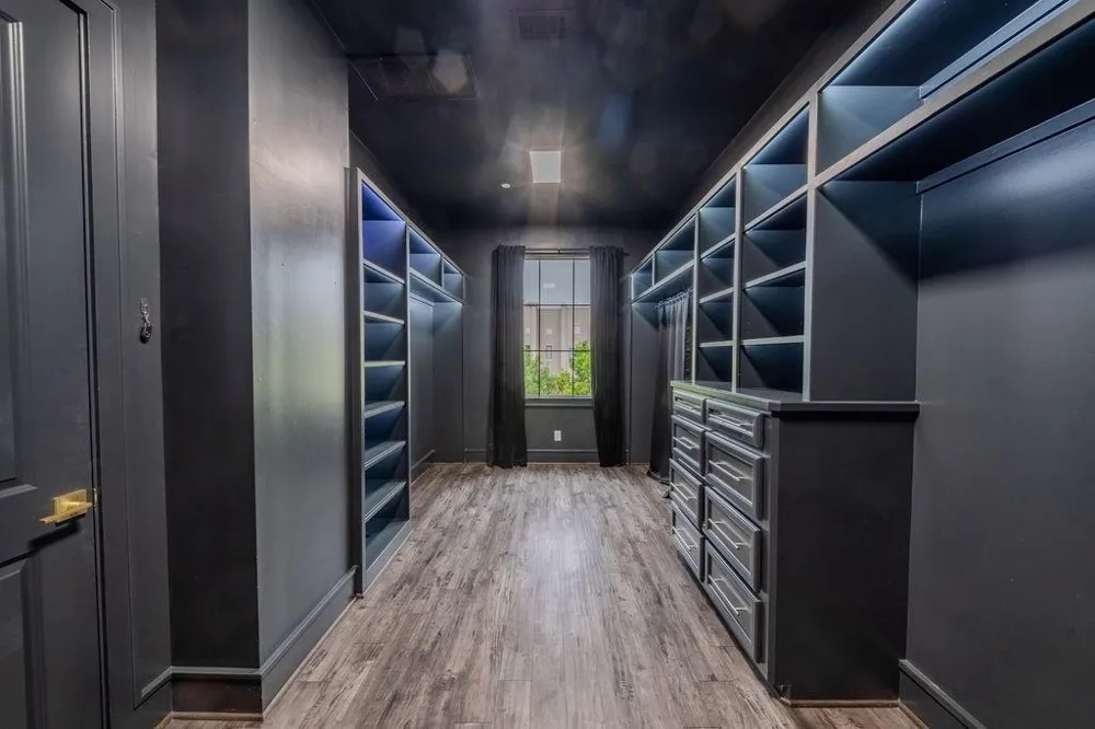 1423 Lake Pointe Parkway Sugar Land, TX 77478