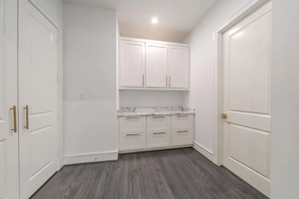 1423 Lake Pointe Parkway Sugar Land, TX 77478