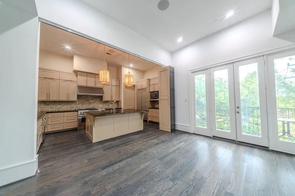 1423 Lake Pointe Parkway Sugar Land, TX 77478