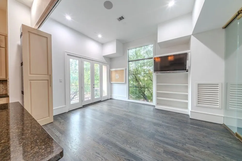 1423 Lake Pointe Parkway Sugar Land, TX 77478