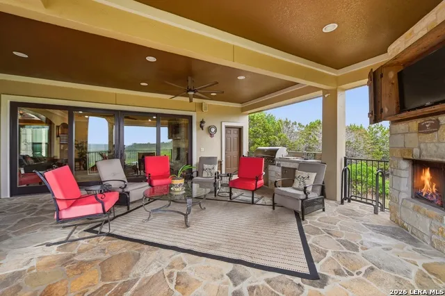 162 ALONDRA Lane Spring Branch, TX 78070