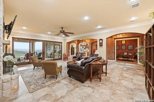162 ALONDRA Lane Spring Branch, TX 78070