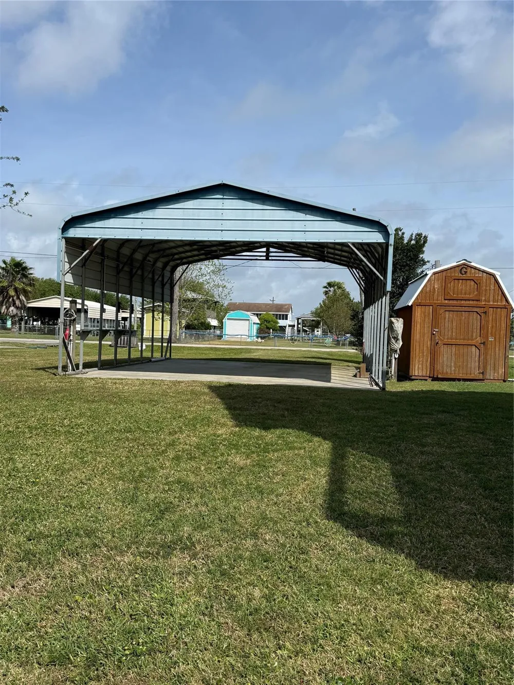 1120 Prides Lane Crystal Beach, TX 77650
