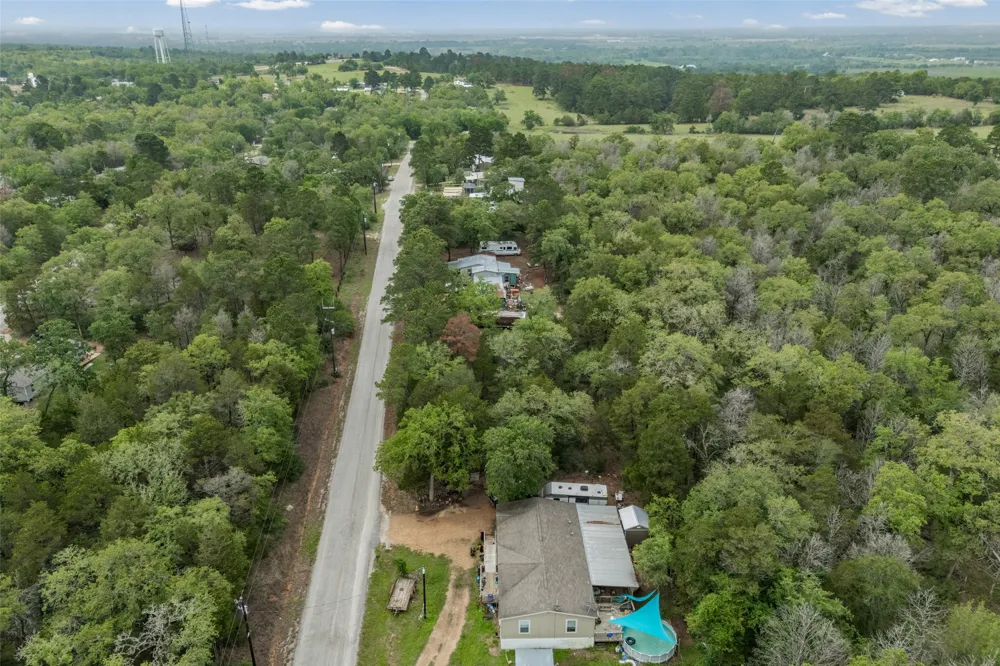 Commanche Drive Smithville, TX 78957