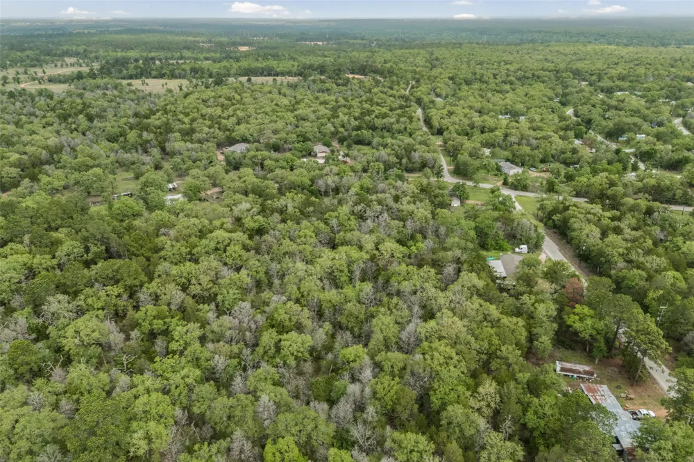 Commanche Drive Smithville, TX 78957