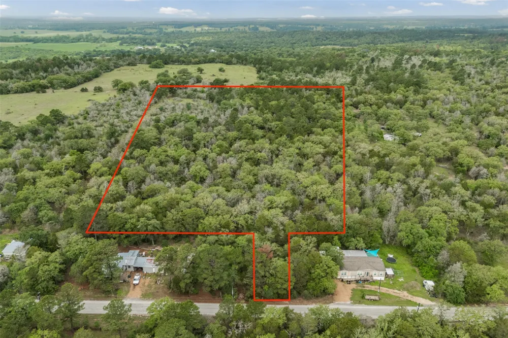Commanche Drive Smithville, TX 78957