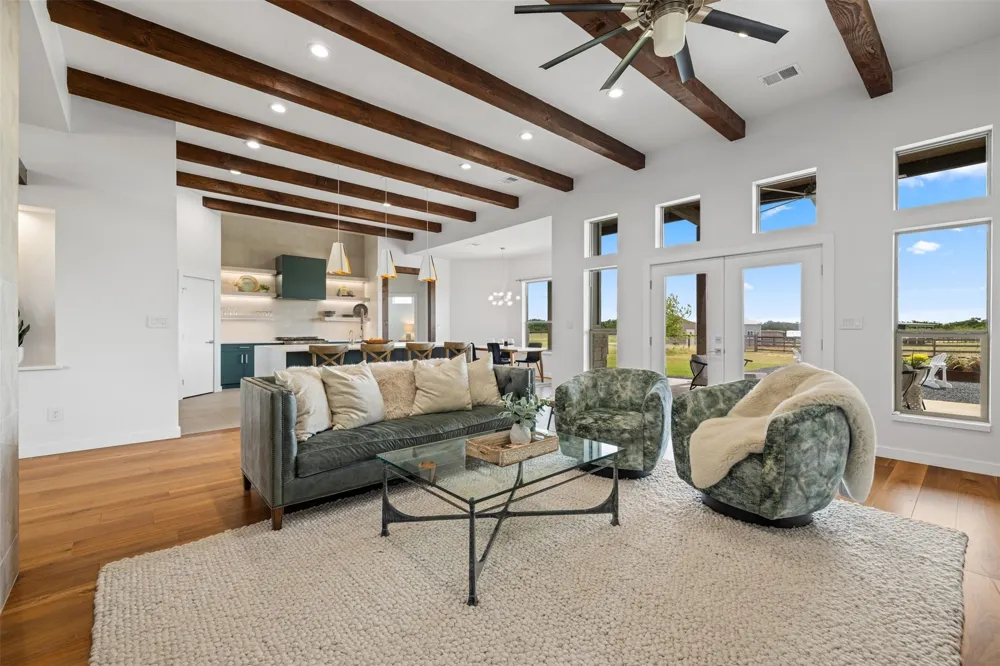 215 Mesa Vista Drive Leander, TX 78641