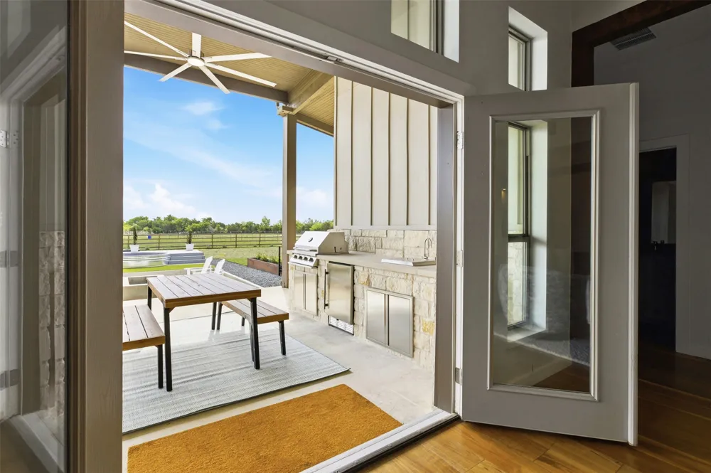215 Mesa Vista Drive Leander, TX 78641