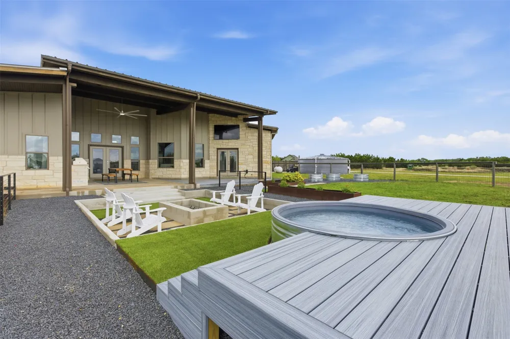 215 Mesa Vista Drive Leander, TX 78641