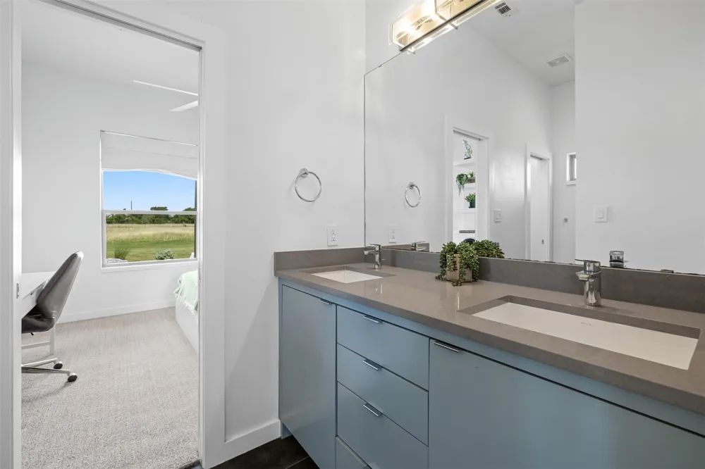 215 Mesa Vista Drive Leander, TX 78641