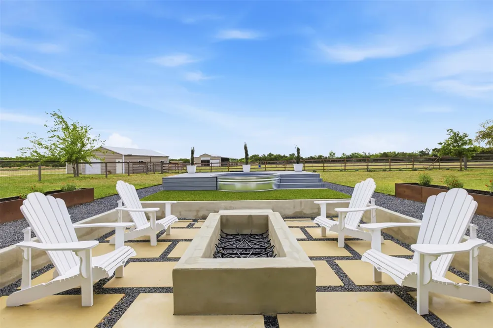215 Mesa Vista Drive Leander, TX 78641