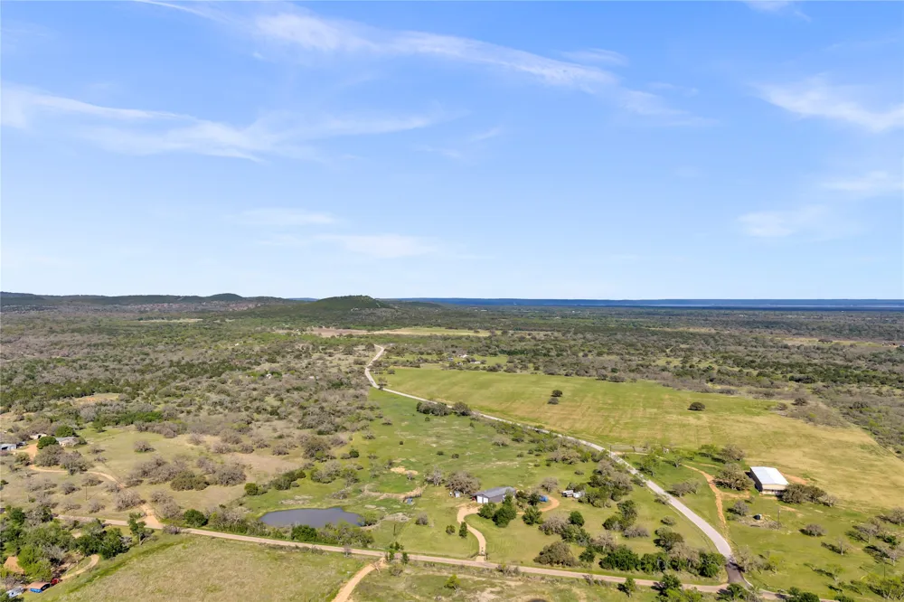 6475 County Road 216 Llano, TX 78643