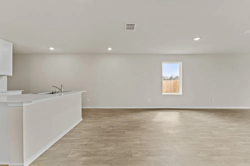 210 Langston Drive Maxwell, TX 78640