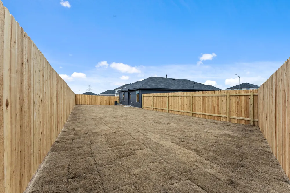 210 Langston Drive Maxwell, TX 78640