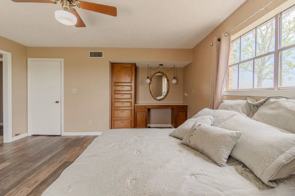2745 Holub Road Schulenburg, TX 78956