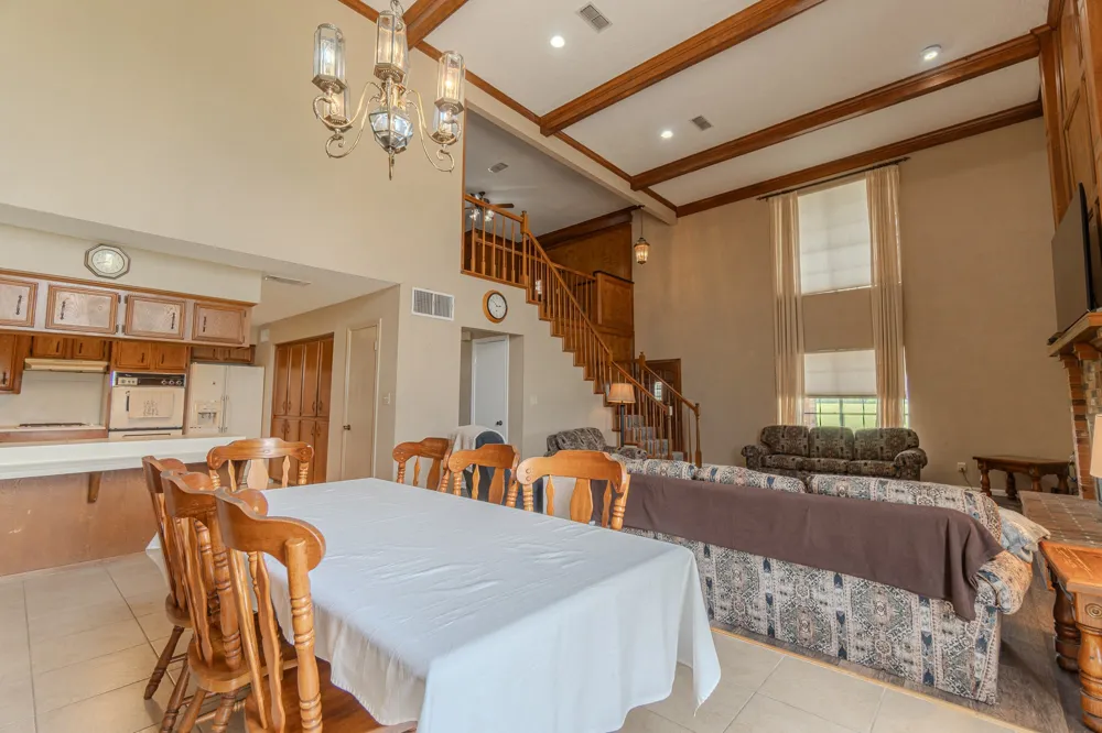 2745 Holub Road Schulenburg, TX 78956