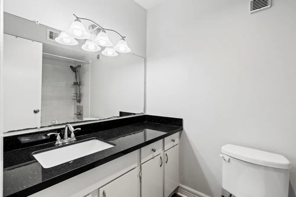 3300 Pebblebrook Drive #104 Seabrook, TX 77586
