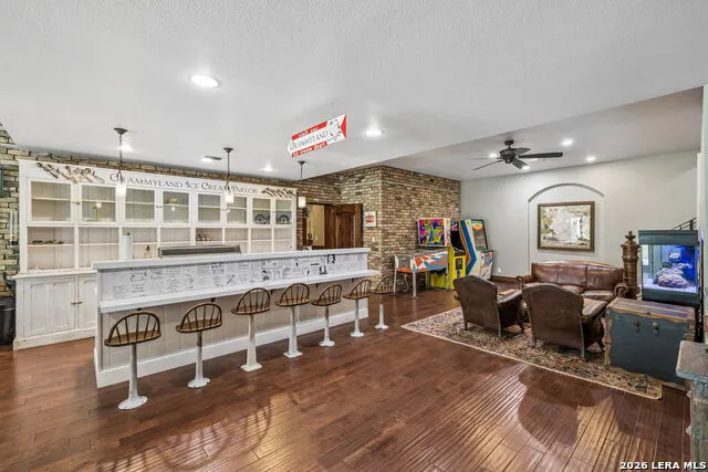 999 SCHWARZLOSE RD New Braunfels, TX 78130