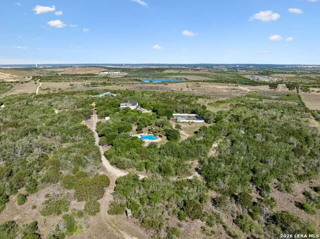 999 SCHWARZLOSE RD New Braunfels, TX 78130