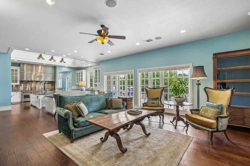 999 Schwarzlose Road New Braunfels, TX 78130