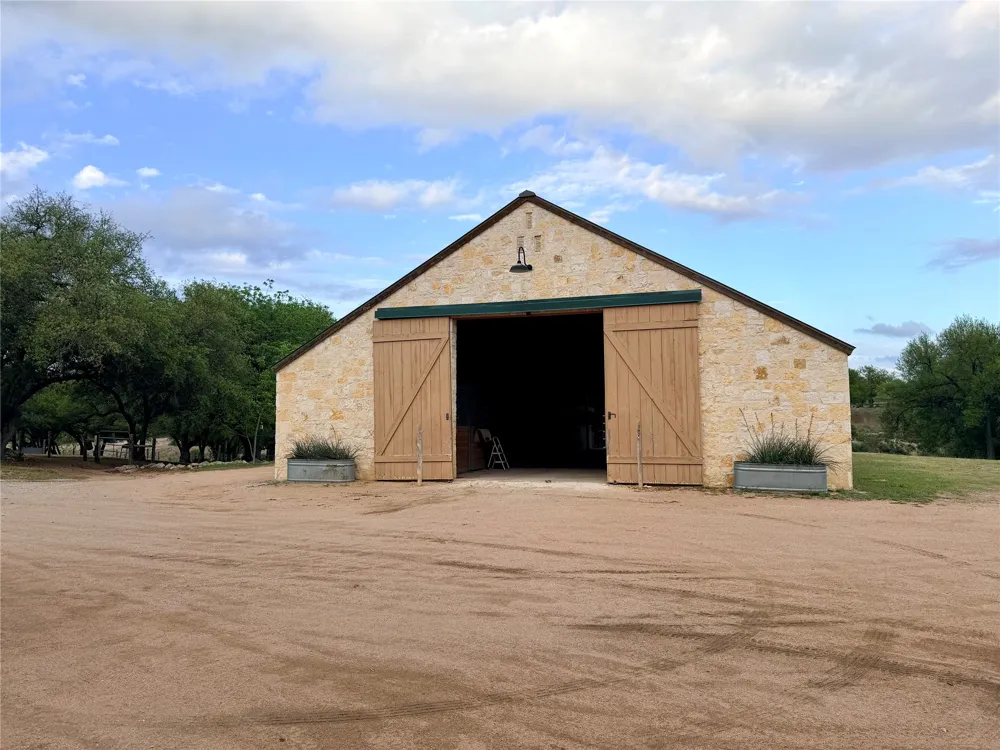 768 Walnut Springs Road Johnson City, TX 78636