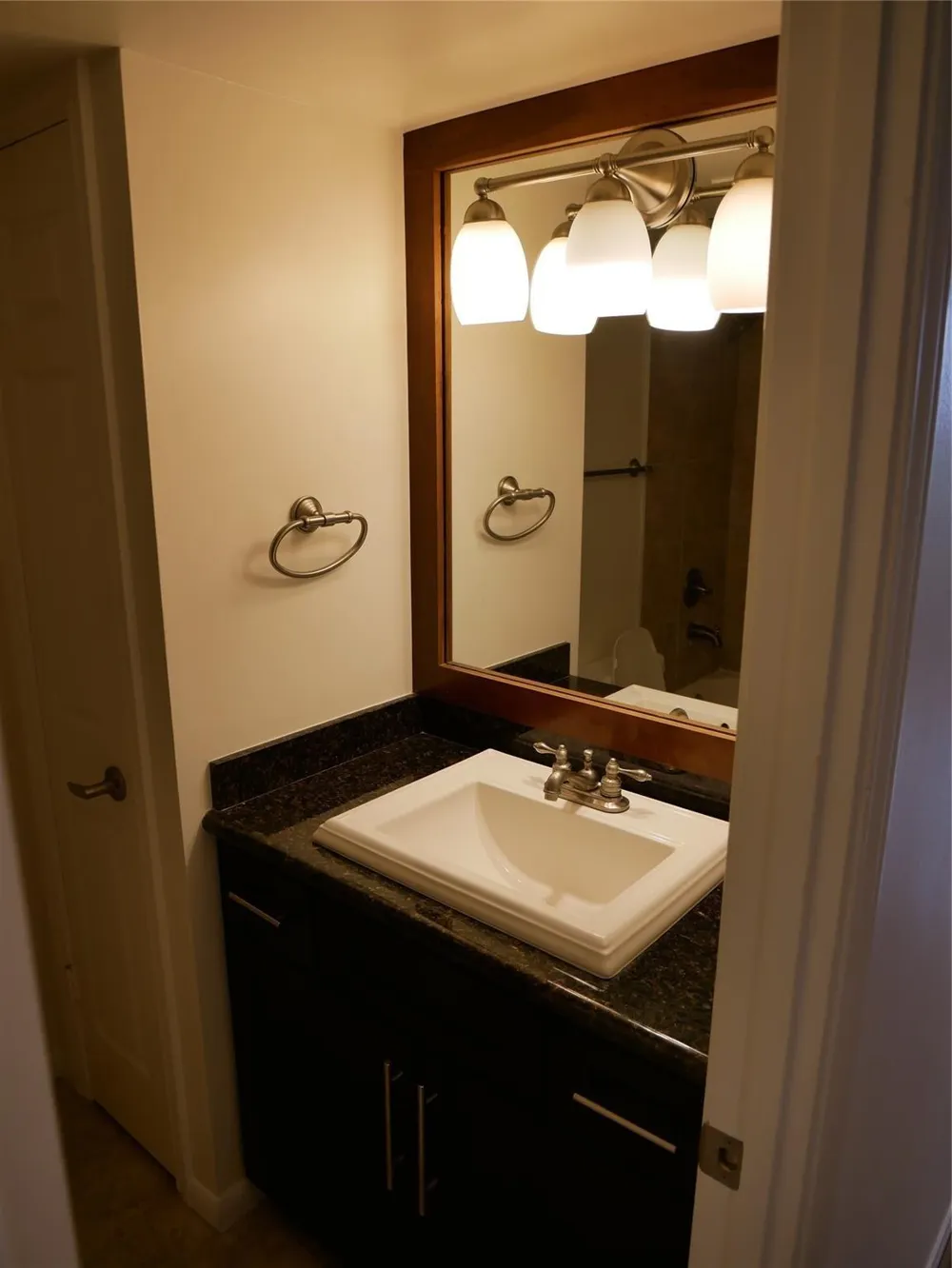 3525 Sage Road #1001 Houston, TX 77056
