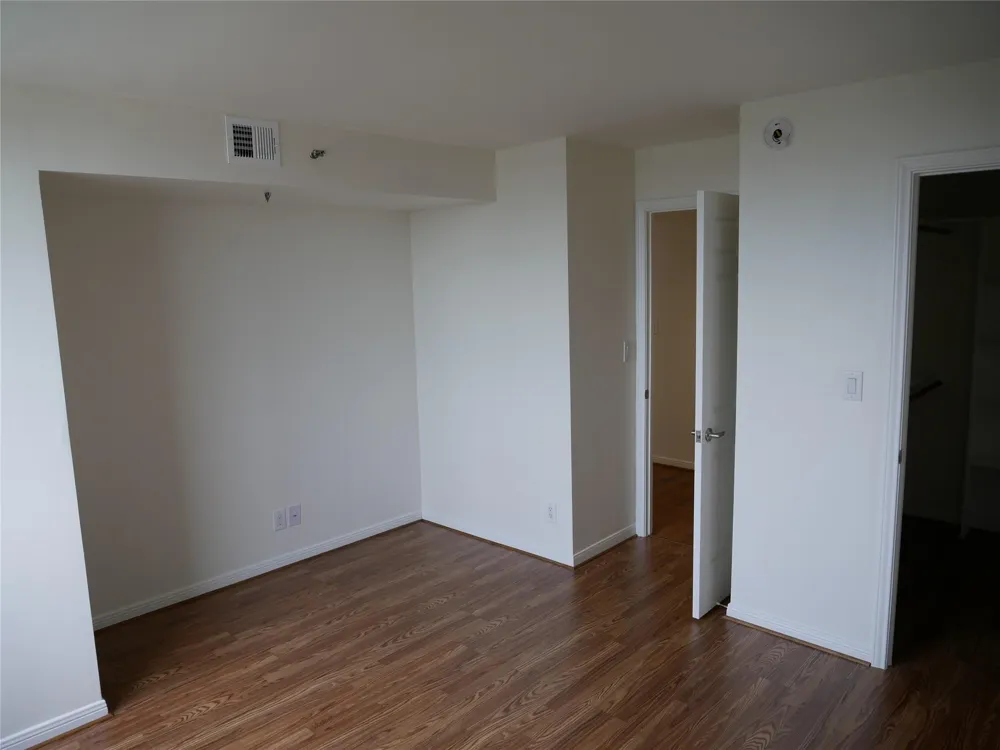 3525 Sage Road #1001 Houston, TX 77056