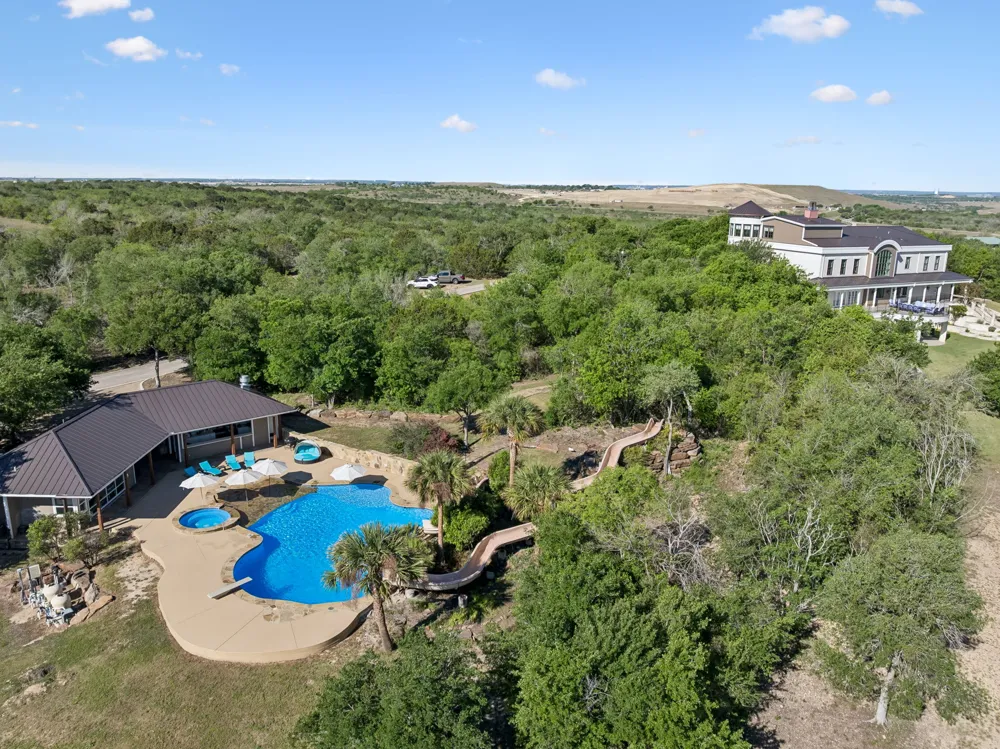 999 Schwarzlose Road New Braunfels, TX 78130