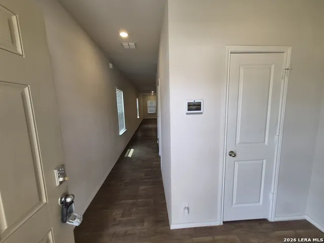 465 MIDDLE GREEN LOOP Floresville, TX 78114