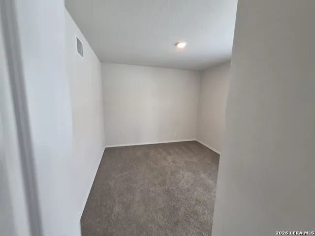 465 MIDDLE GREEN LOOP Floresville, TX 78114