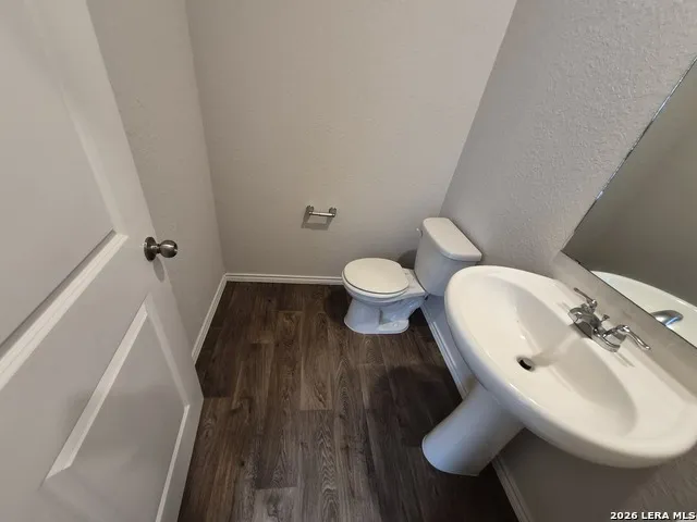 465 MIDDLE GREEN LOOP Floresville, TX 78114