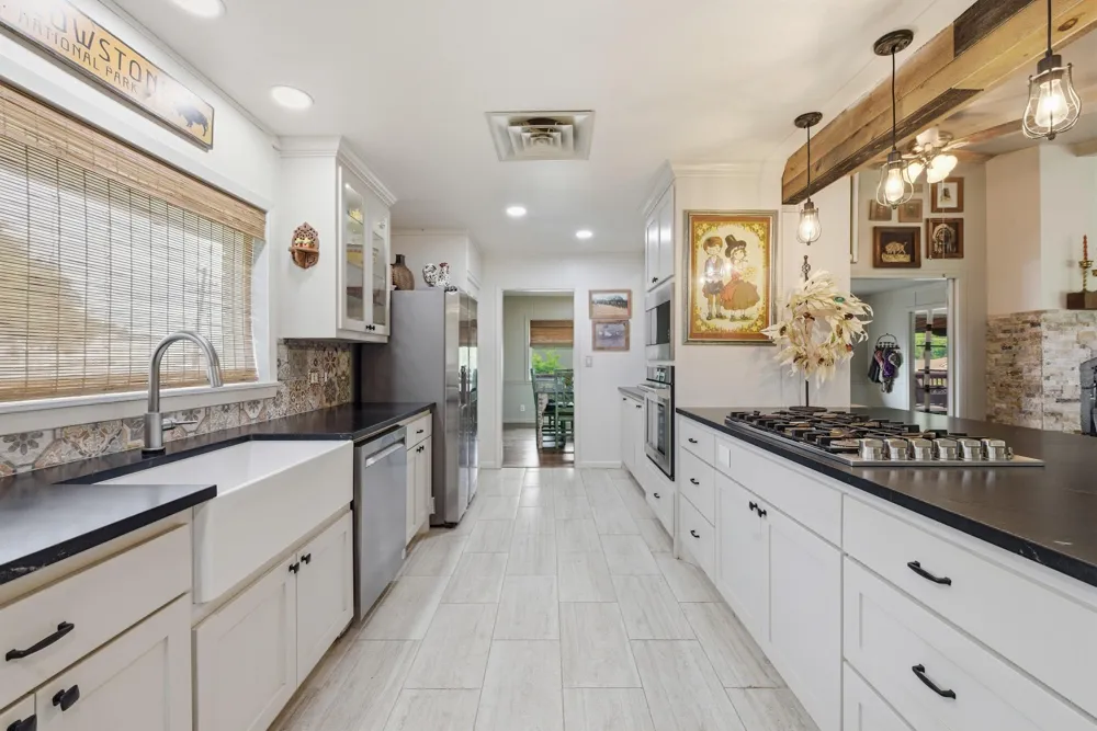 305 Harvey Street Caldwell, TX 77836