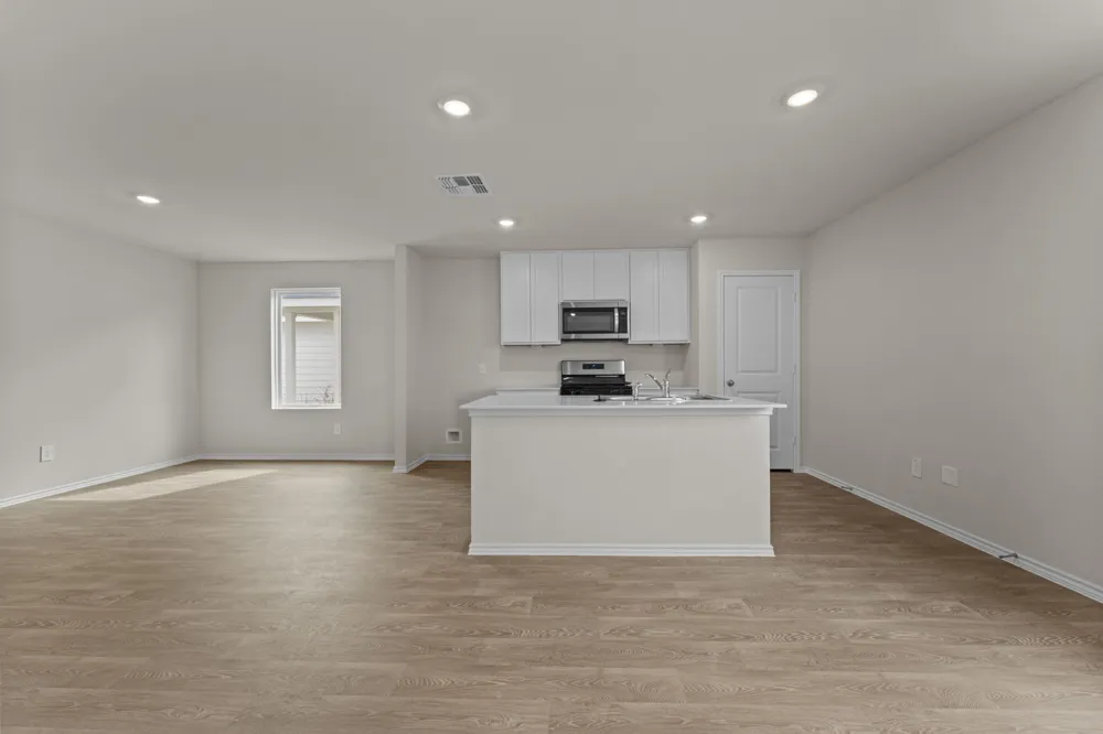 140 Langston Drive Maxwell, TX 78640