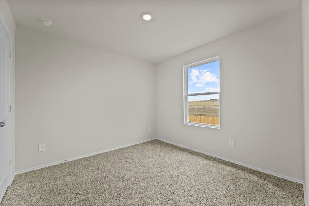 140 Langston Drive Maxwell, TX 78640