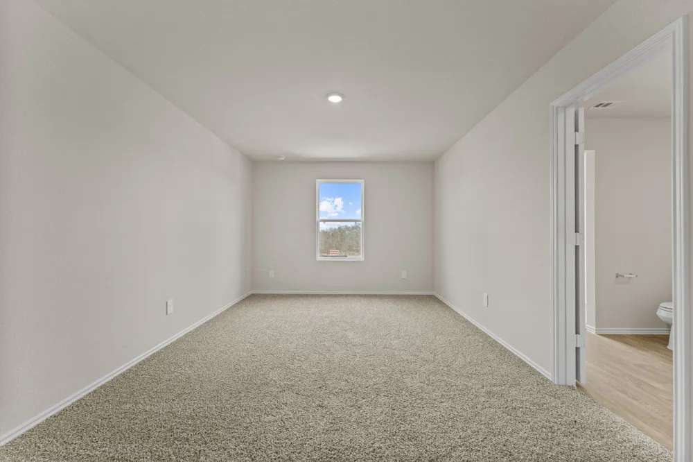 140 Langston Drive Maxwell, TX 78640