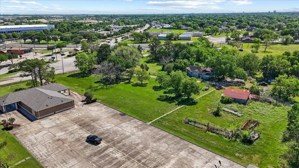 118 Staffordshire Road Stafford, TX 77477