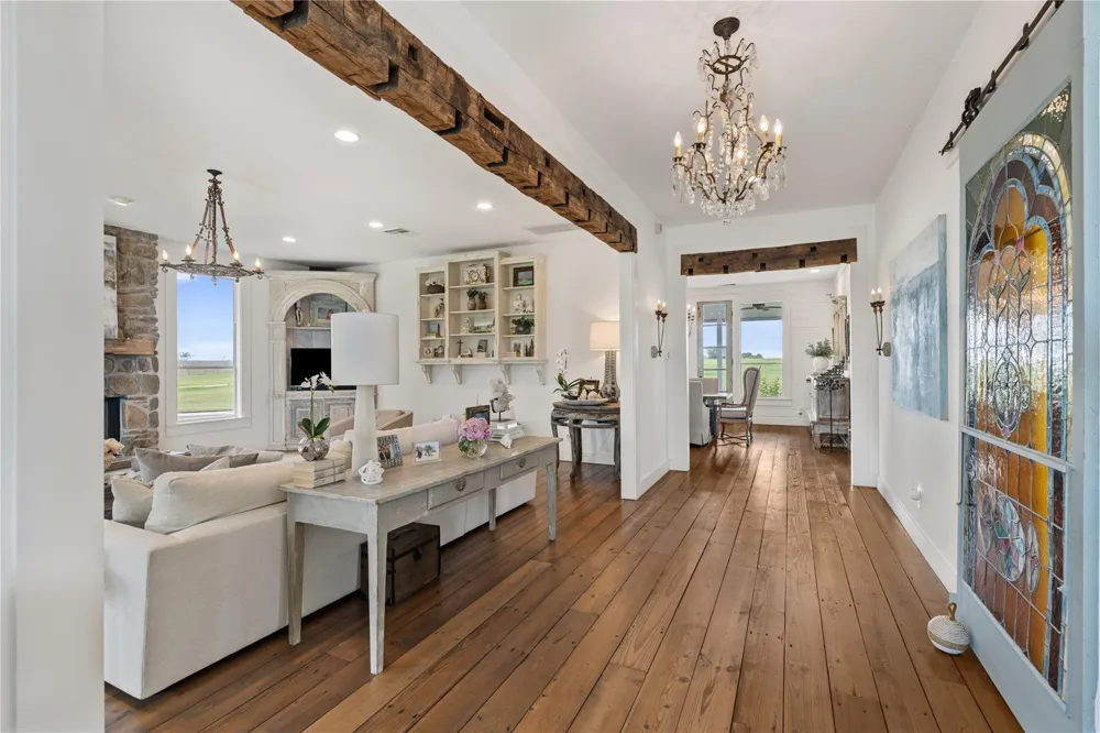 5025 Wickel Road Burton, TX 77835