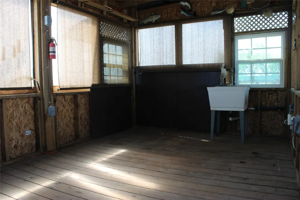 1502 County Road 299 Sargent, TX 77414