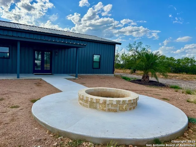 IH 35 Pearsall, TX 78061