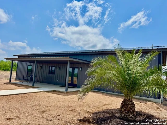 IH 35 Pearsall, TX 78061