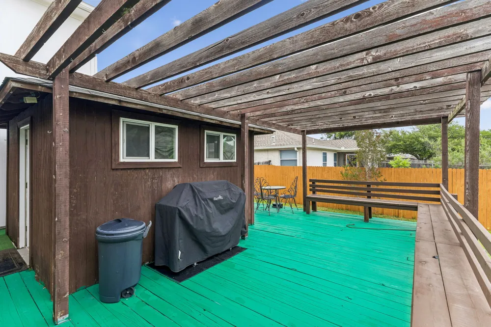 408 Glen Valley Lane Leander, TX 78641