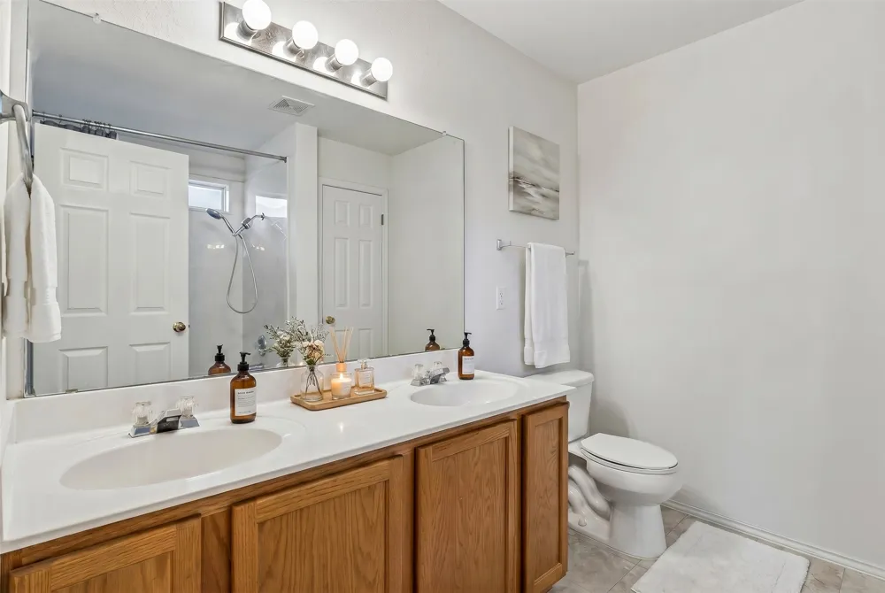 408 Glen Valley Lane Leander, TX 78641