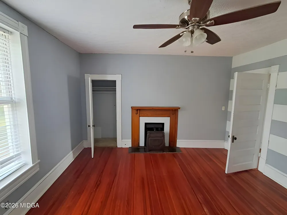 401 Forsyth Street Barnesville, GA 30204