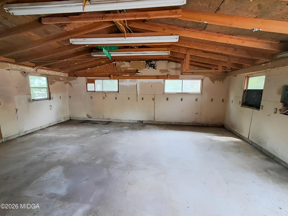 401 Forsyth Street Barnesville, GA 30204