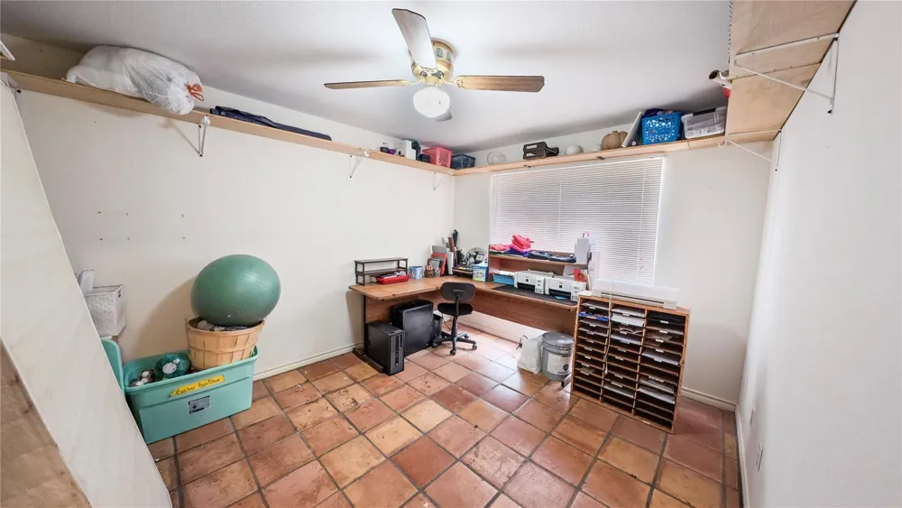 10782 County Road 284 Edna, TX 77957