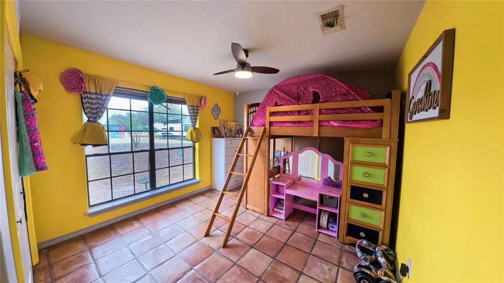 10782 County Road 284 Edna, TX 77957
