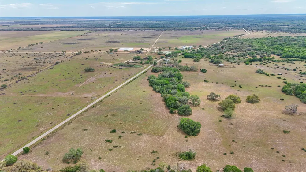 10782 County Road 284 Edna, TX 77957