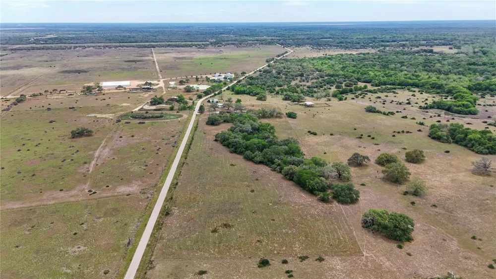 10782 County Road 284 Edna, TX 77957
