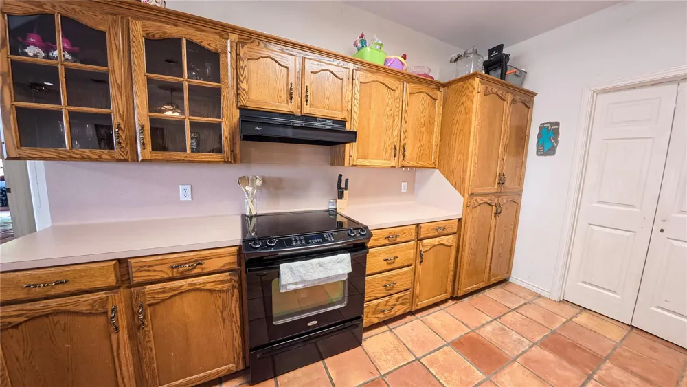 10782 County Road 284 Edna, TX 77957