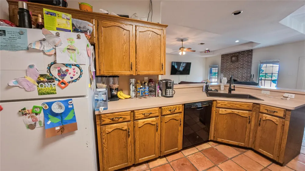 10782 County Road 284 Edna, TX 77957